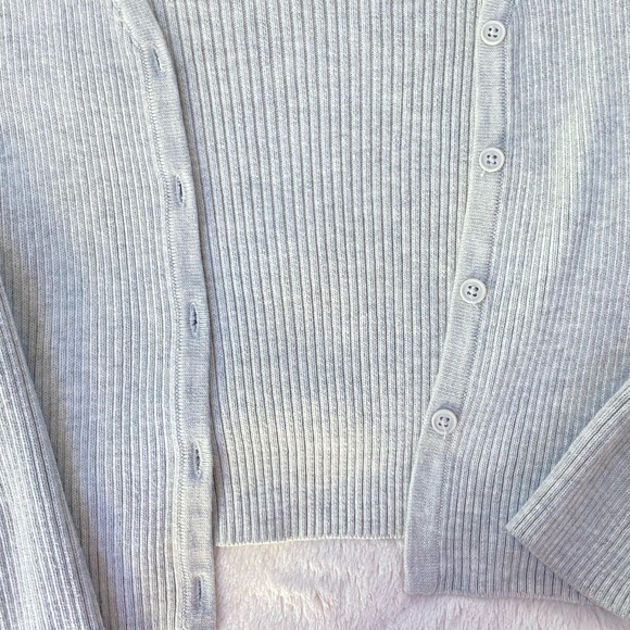 Brandy Melville Cardigan - Picture 3 of 3
